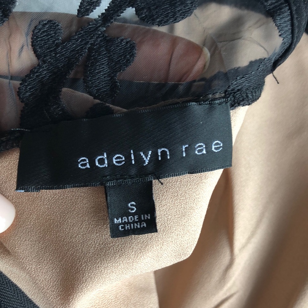Adelyn Rea Nia Pleated A-lined Dress - Black - Picture 7 of 8